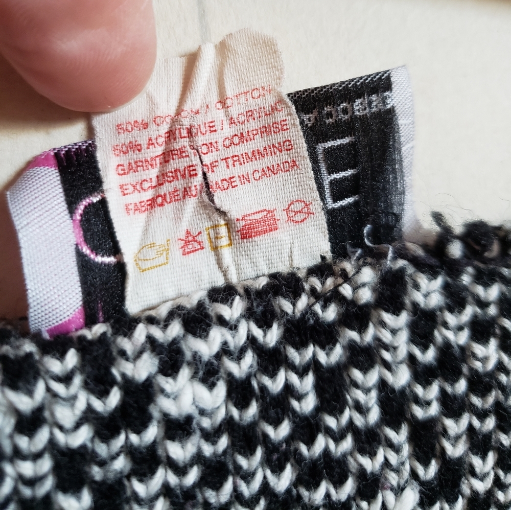 vintage black and white vintage knit 1980s cozy cropped Sweater, women's size M - Picture 6 of 15